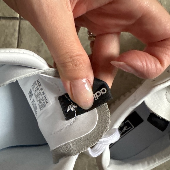 Adidas paltform sneakers - Picture 2 of 4